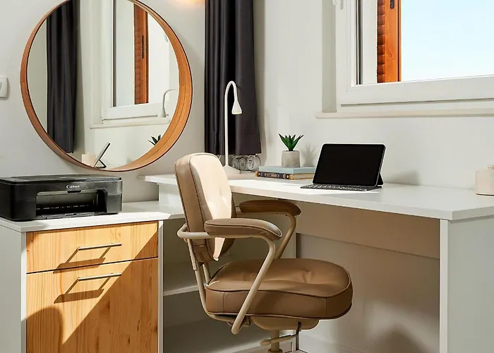 4 Bedroom Awesome In * Dubravice