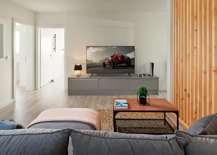 4 Bedroom Awesome In Vikendica